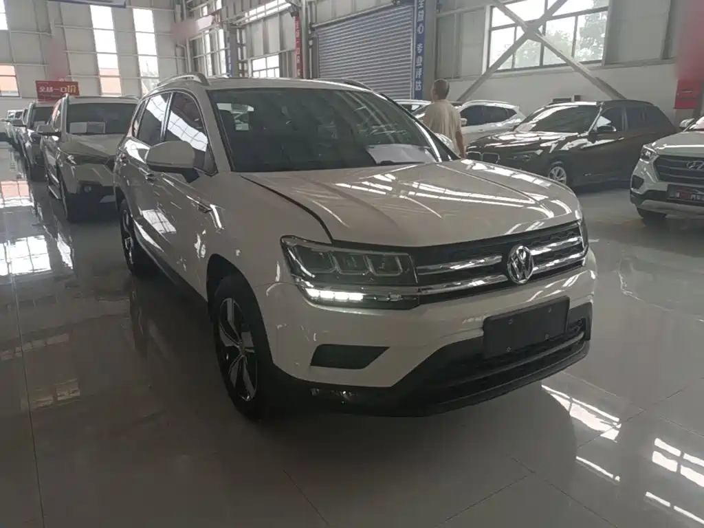 Volkswagen Tharu — фото 4