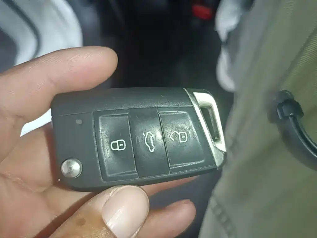Volkswagen Tharu — фото 9