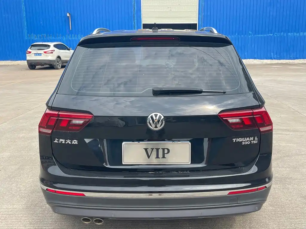 Volkswagen Tiguan L — фото 4