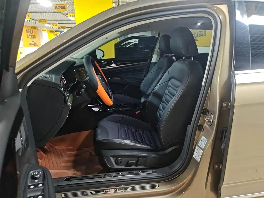 Volkswagen Passat — фото 5
