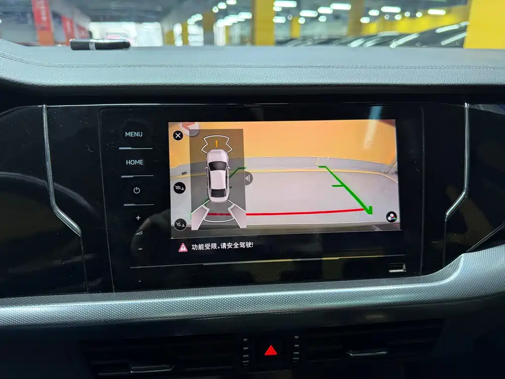 Volkswagen Passat — фото 20