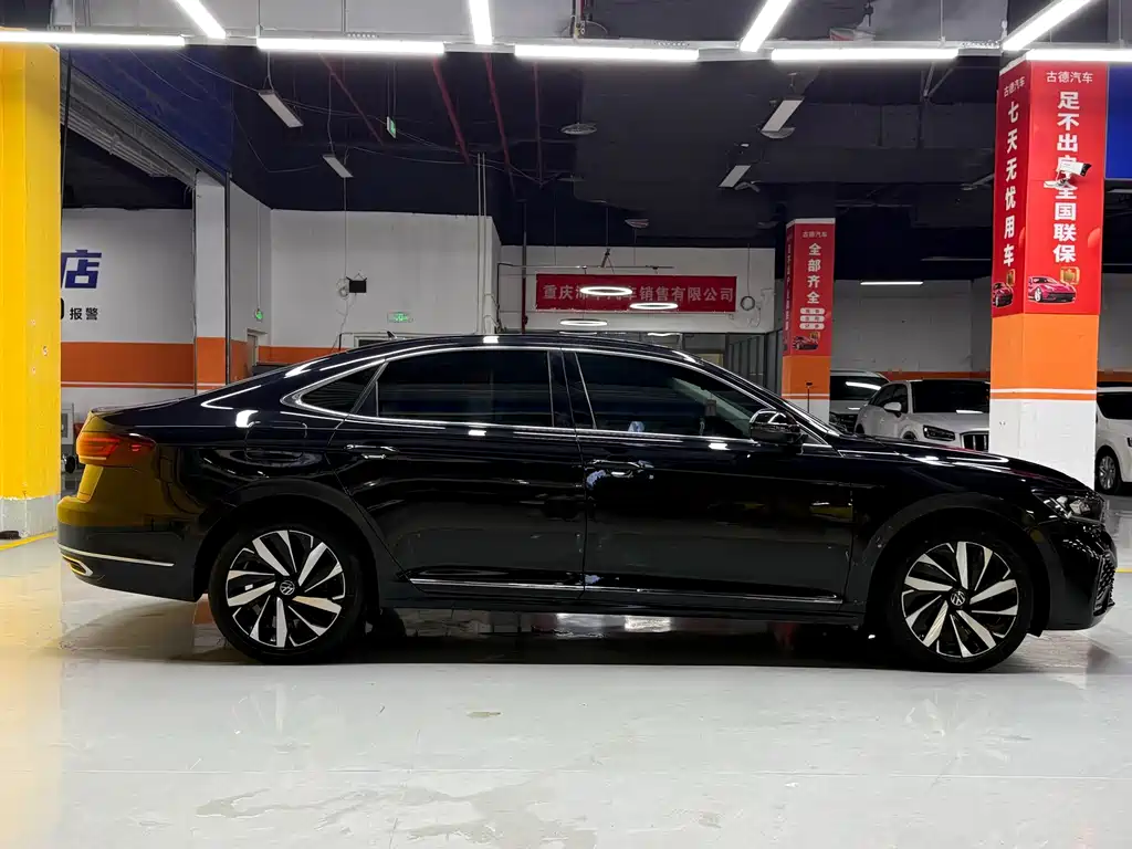 Volkswagen Passat — фото 3