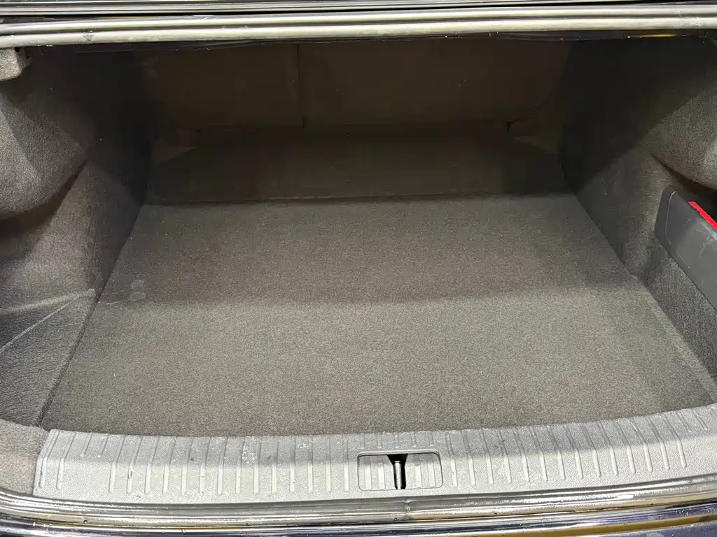 Volkswagen Passat — фото 22