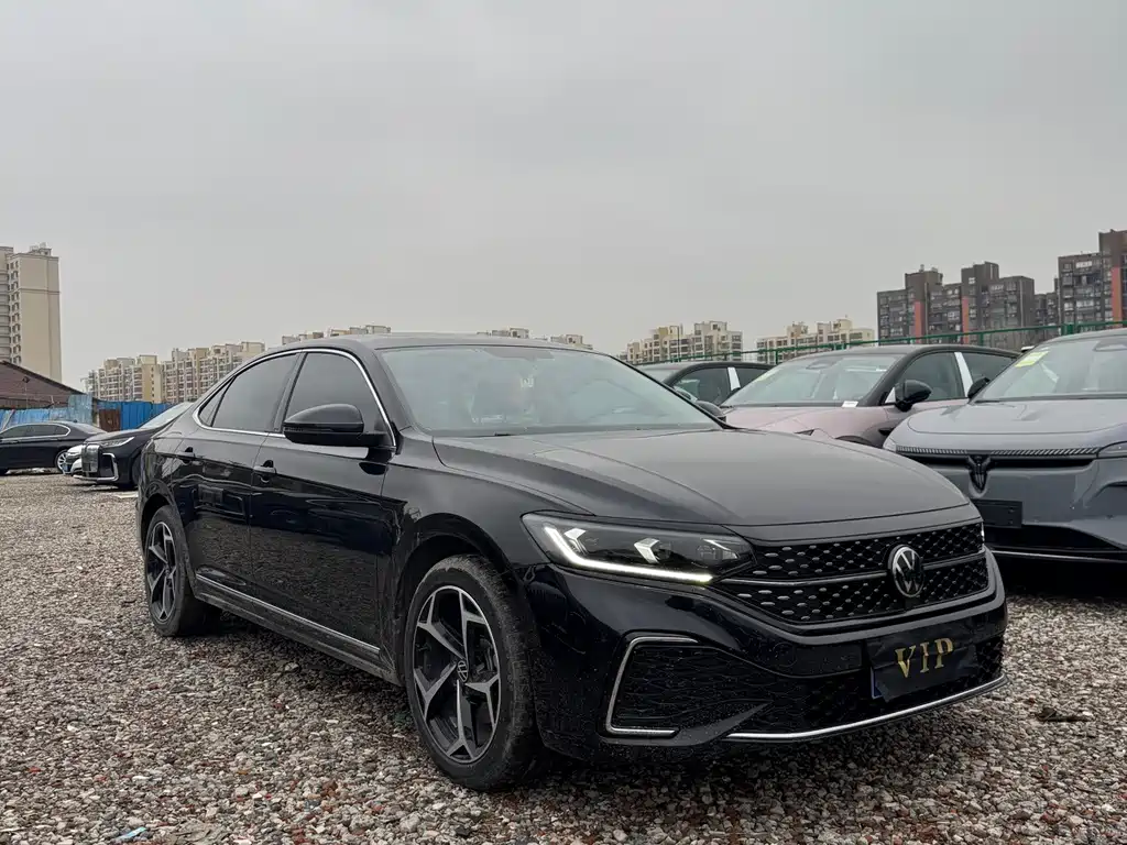 Volkswagen Passat — фото 3
