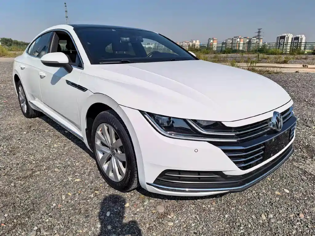 Volkswagen CC — фото 3