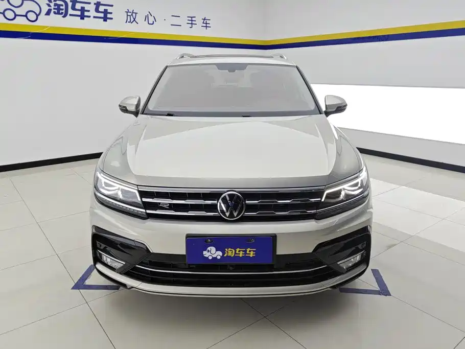 Volkswagen Tiguan L — фото 2