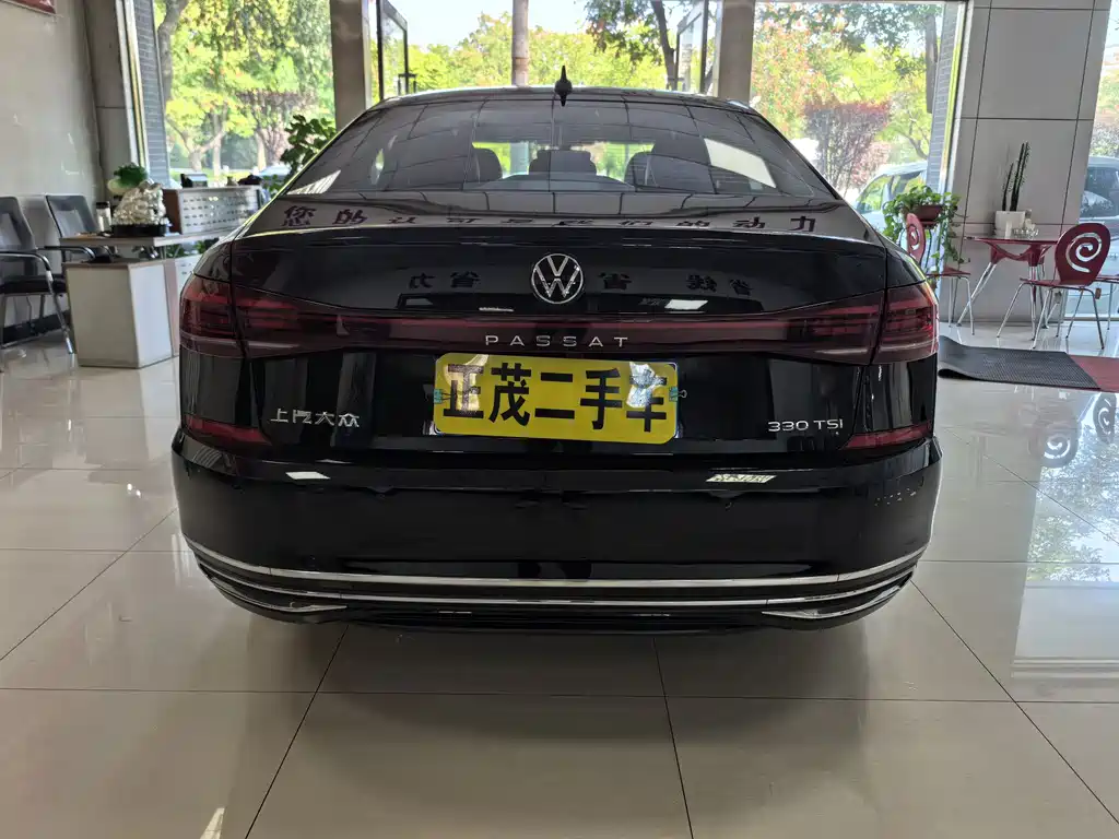 Volkswagen Passat — фото 5