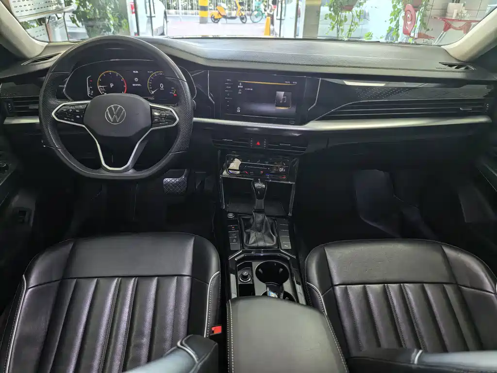 Volkswagen Passat — фото 8