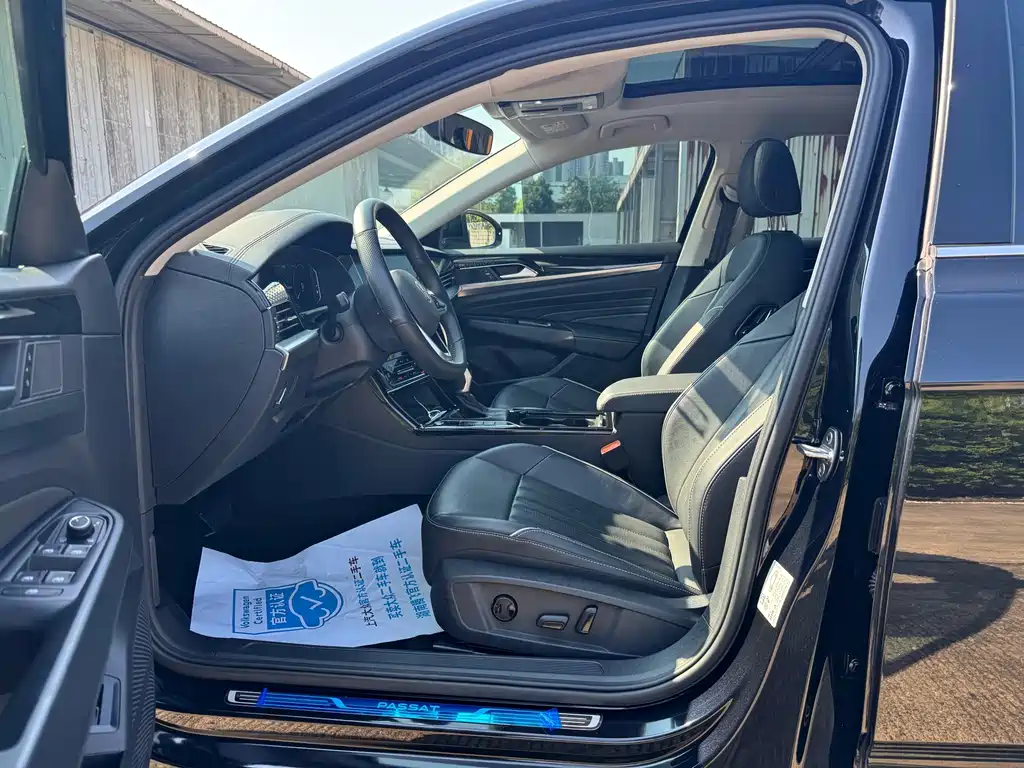 Volkswagen Passat — фото 5