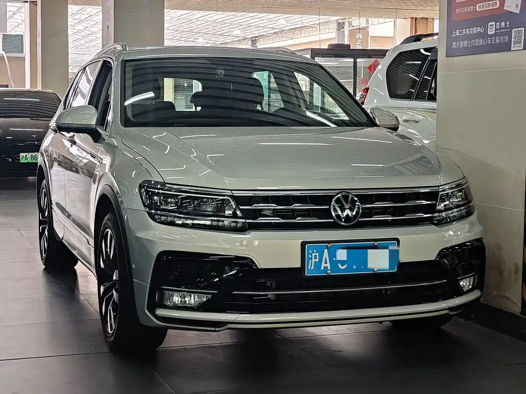 Volkswagen Tiguan L — фото 3