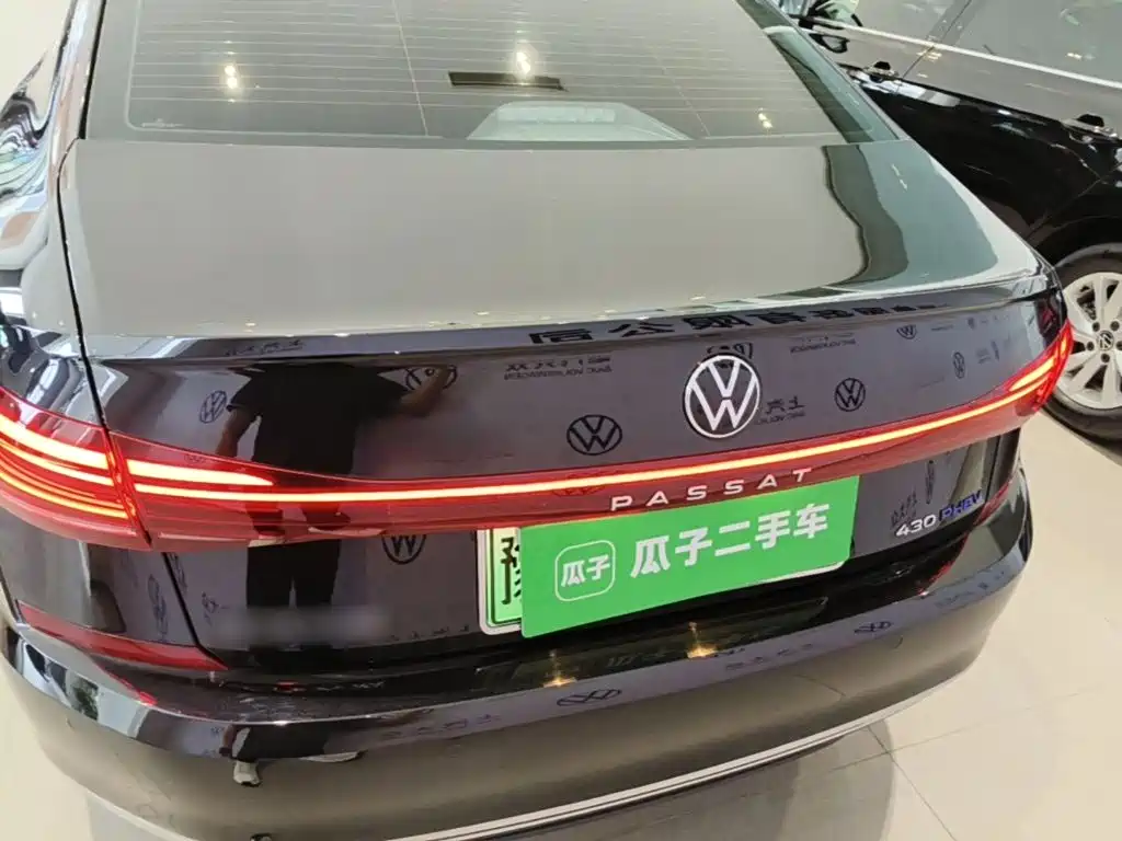 Volkswagen Passat PHEV — фото 6