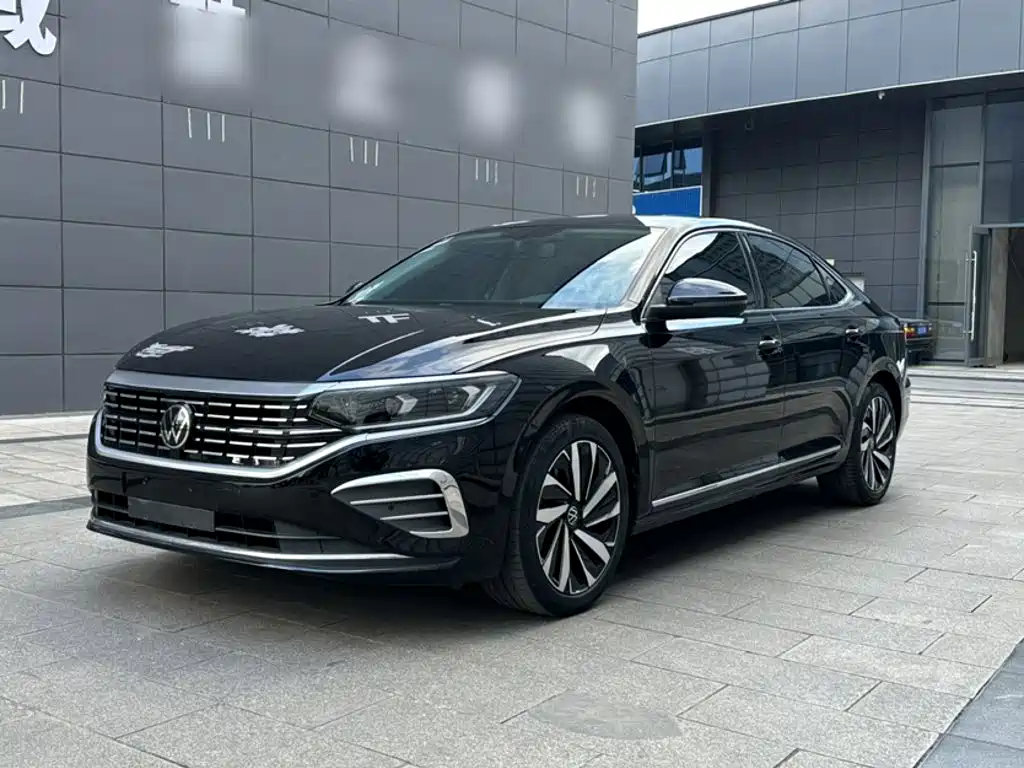 Volkswagen Passat — фото 3