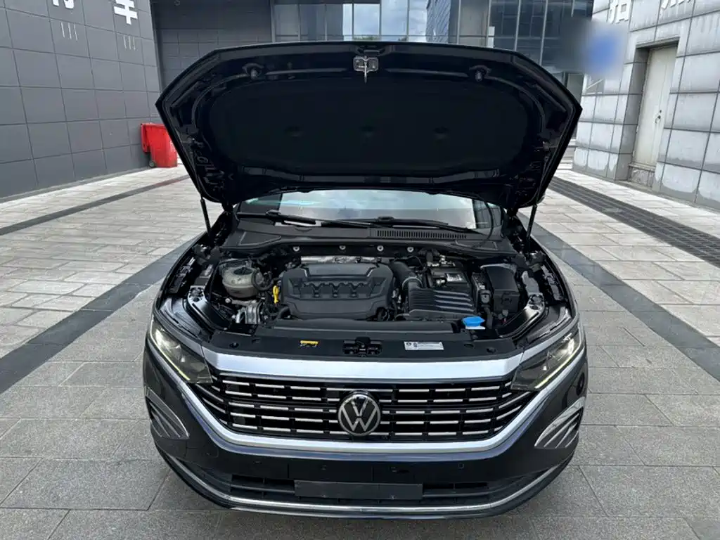 Volkswagen Passat — фото 5