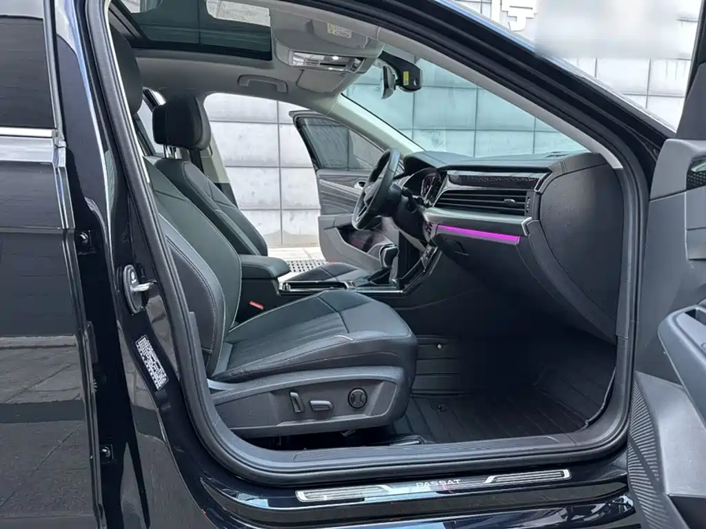 Volkswagen Passat — фото 6