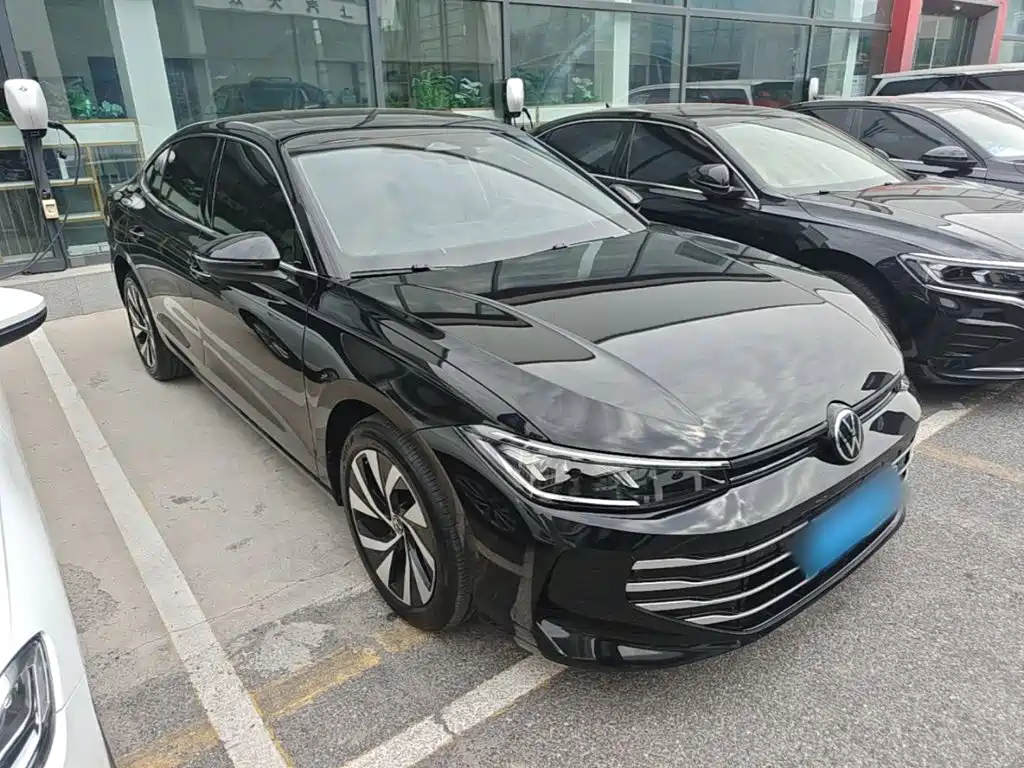 Volkswagen Passat — фото 4