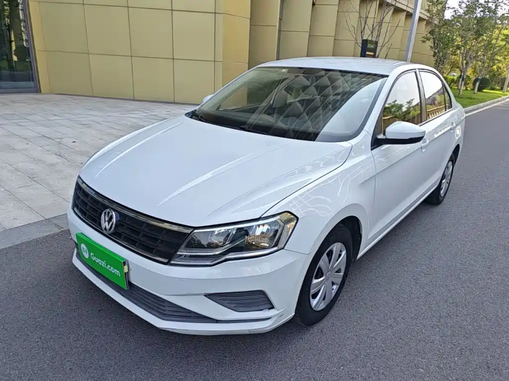 Volkswagen Jetta — фото 2