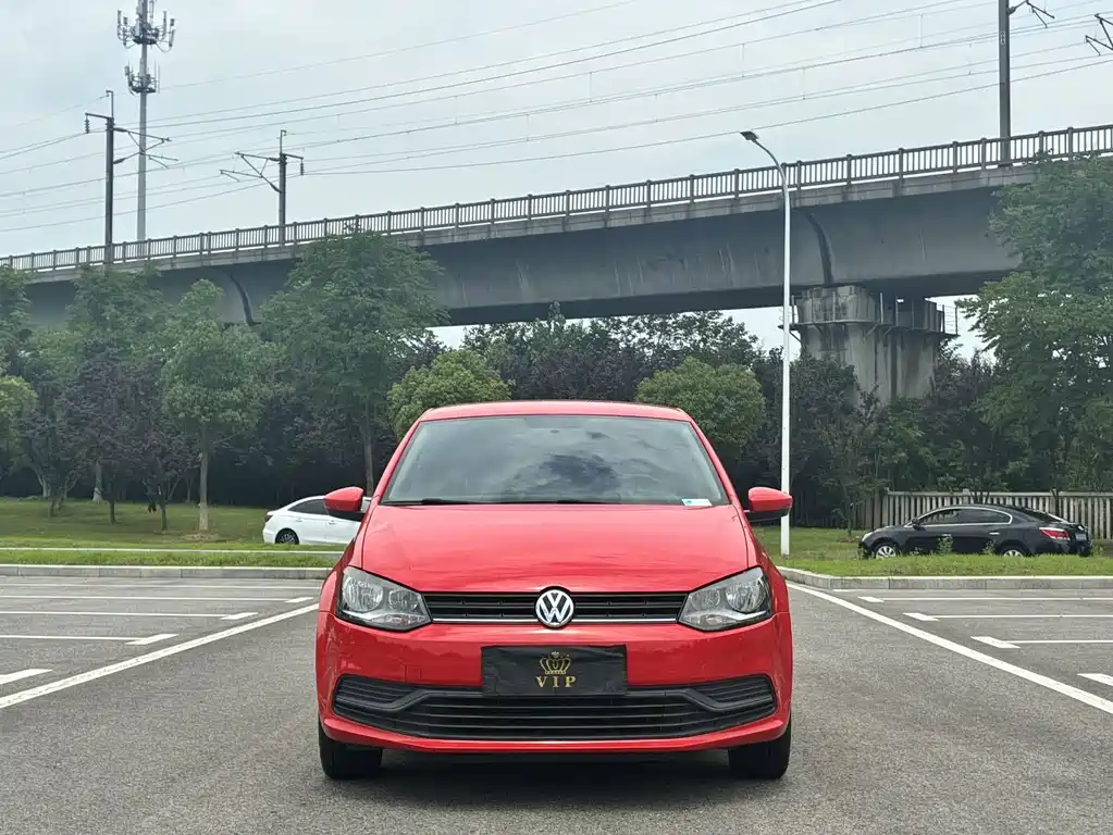 Volkswagen Polo — фото 2