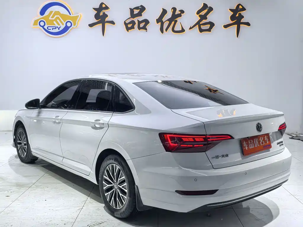 Volkswagen Sagitar — фото 3