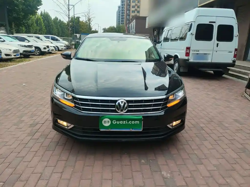 Volkswagen Passat — фото 3