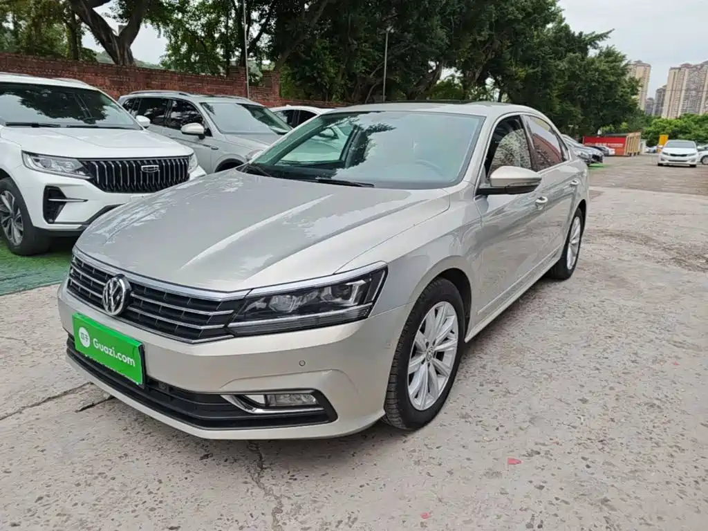 Volkswagen Passat — фото 2