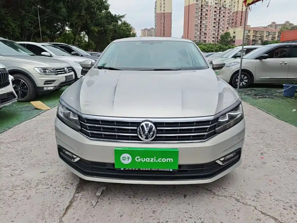 Volkswagen Passat — фото 3