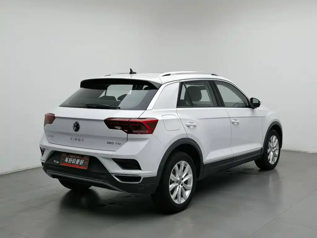 Volkswagen T-Roc — фото 2