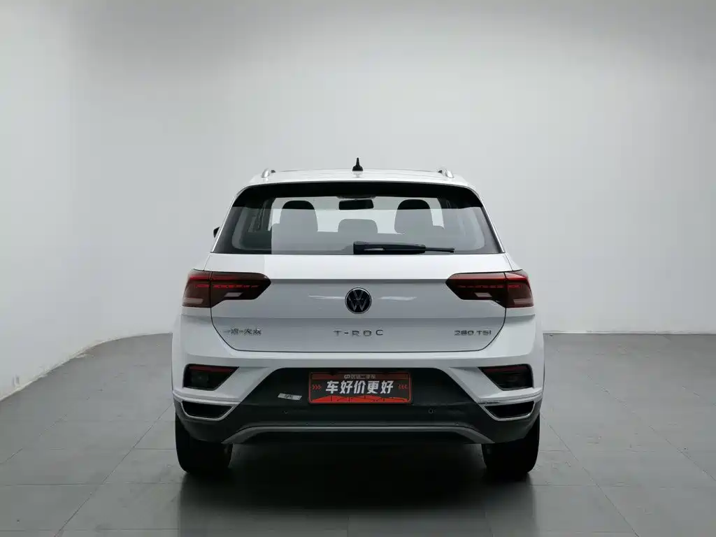 Volkswagen T-Roc — фото 4
