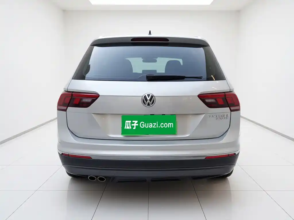 Volkswagen Tiguan L — фото 3