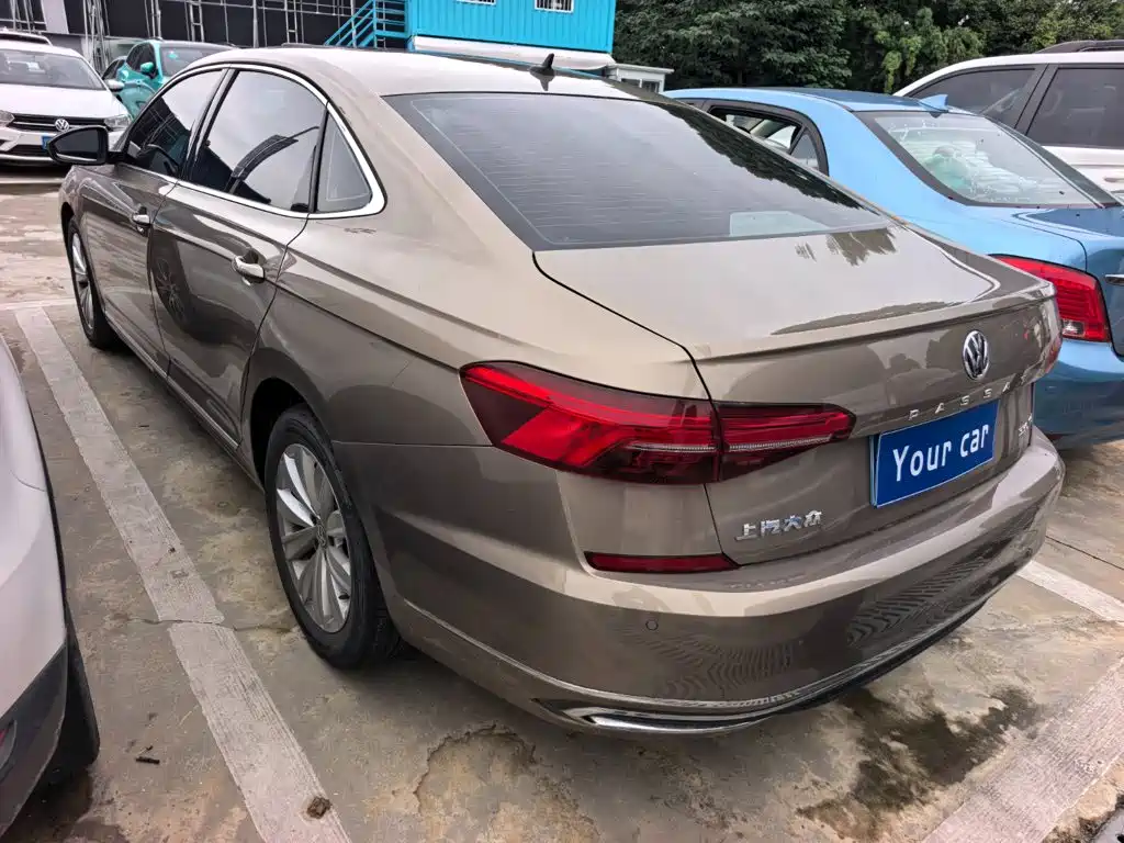 Volkswagen Passat — фото 4