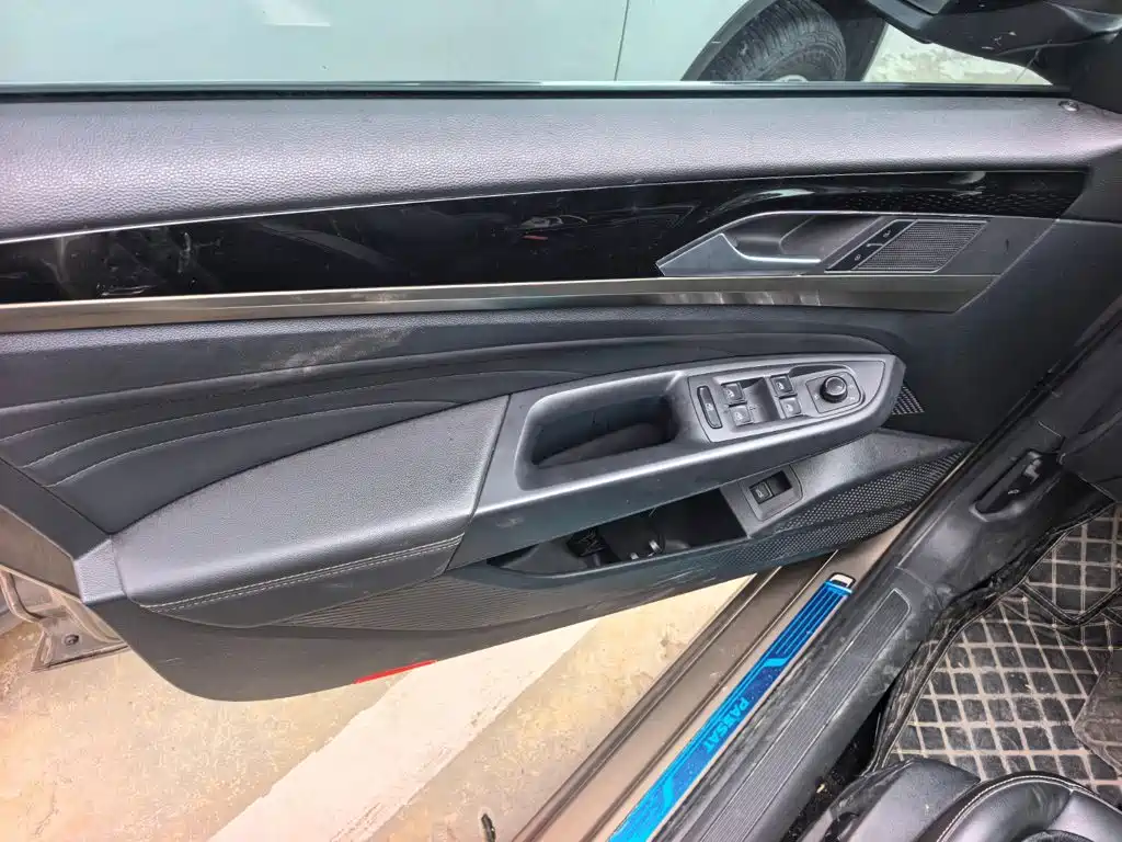 Volkswagen Passat — фото 6