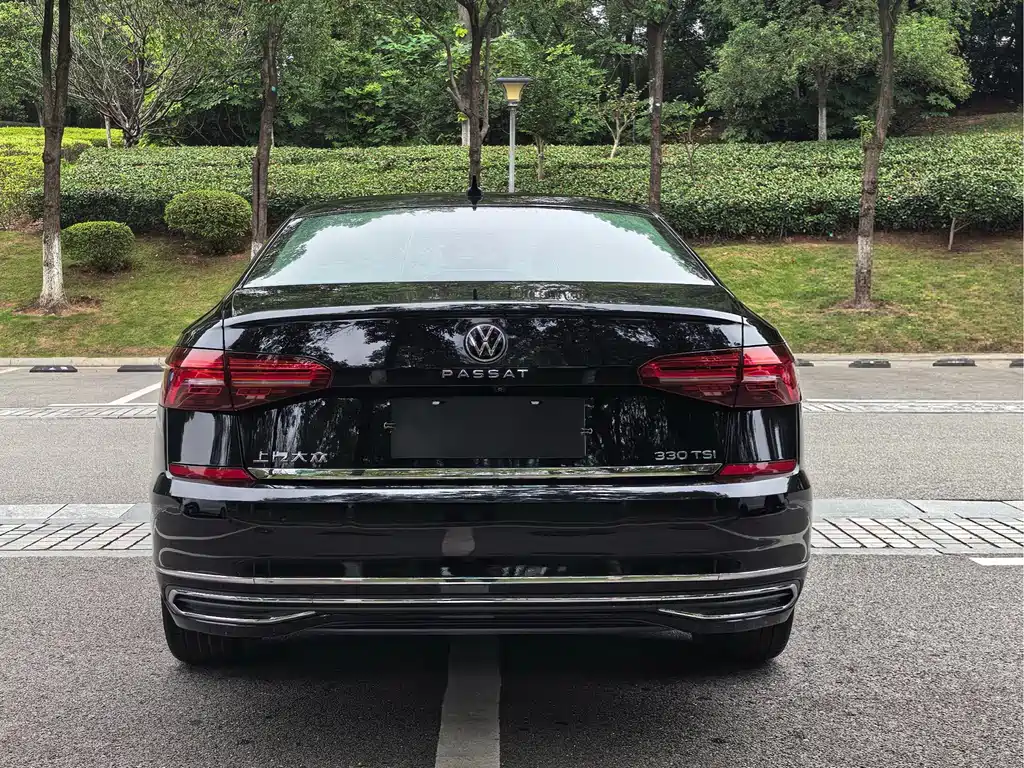 Volkswagen Passat — фото 5