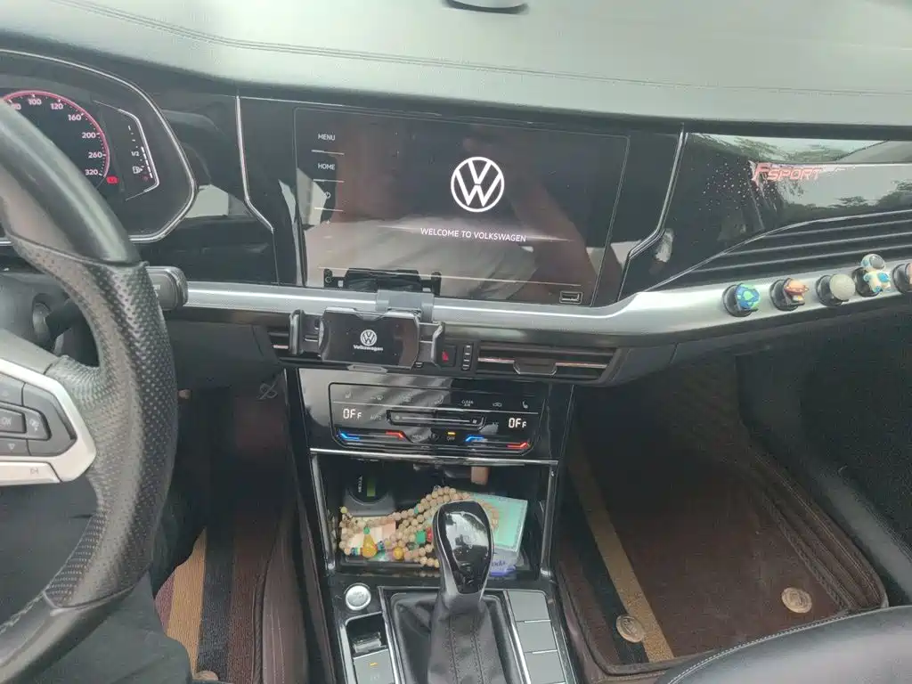 Volkswagen Passat — фото 9