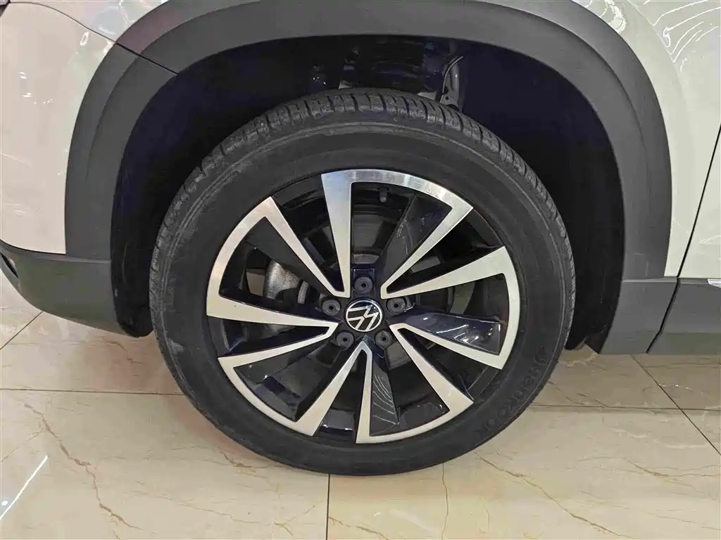 Volkswagen Tharu — фото 13