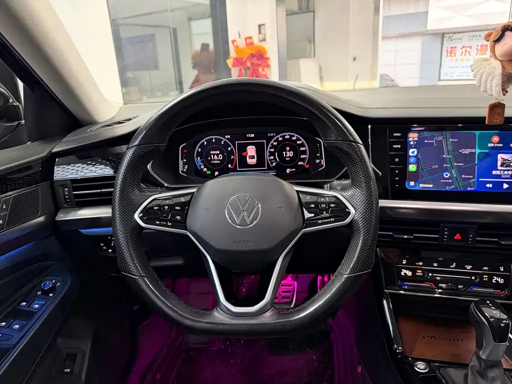 Volkswagen Passat — фото 10