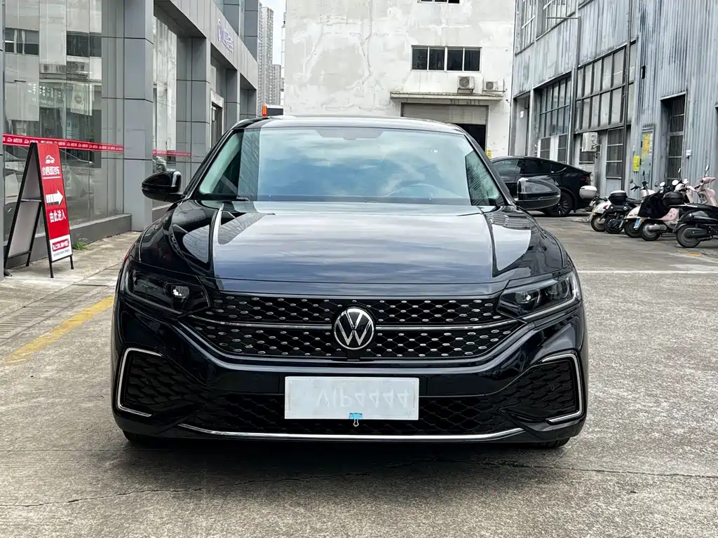 Volkswagen Passat — фото 3
