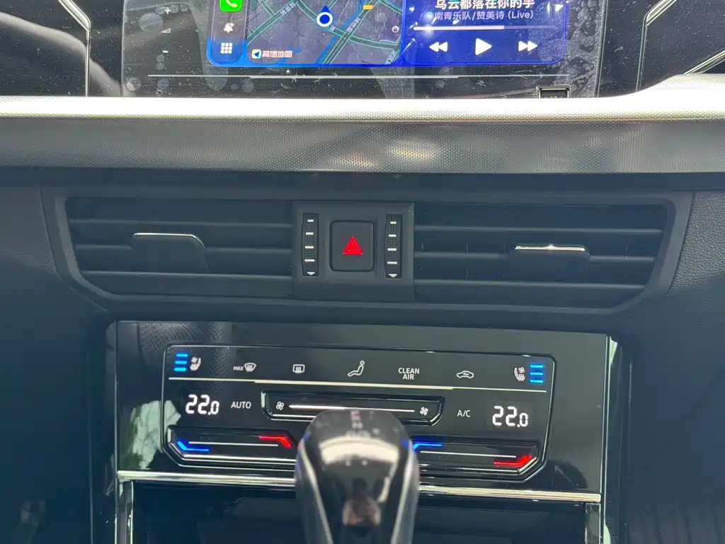 Volkswagen Passat — фото 17