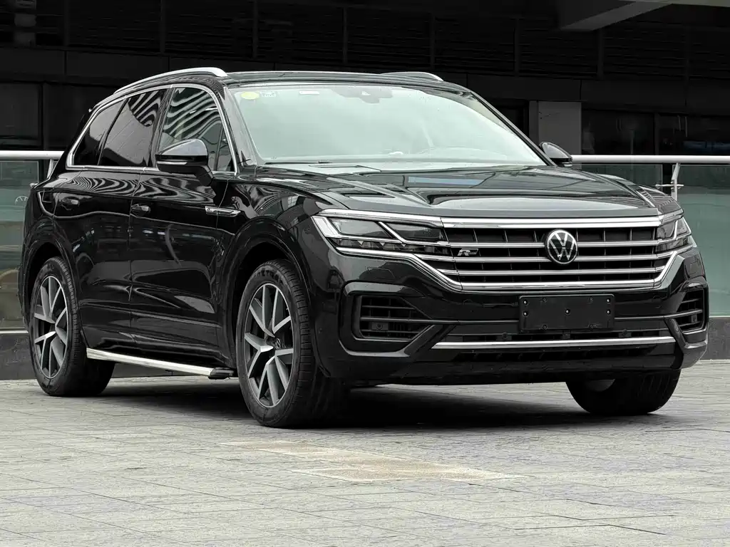 Volkswagen Touareg — фото 3