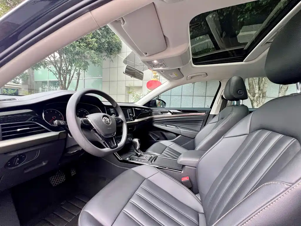 Volkswagen Passat — фото 10
