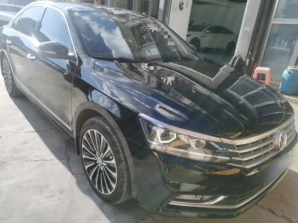 Volkswagen Passat — фото 4