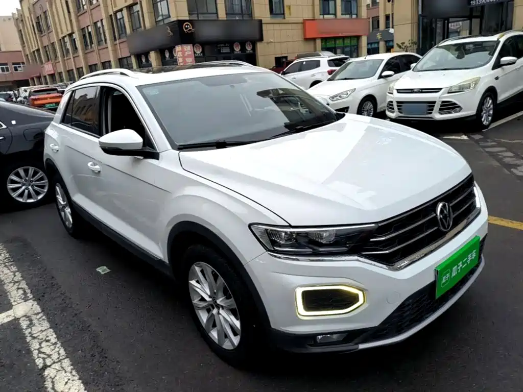 Volkswagen T-Roc — фото 4