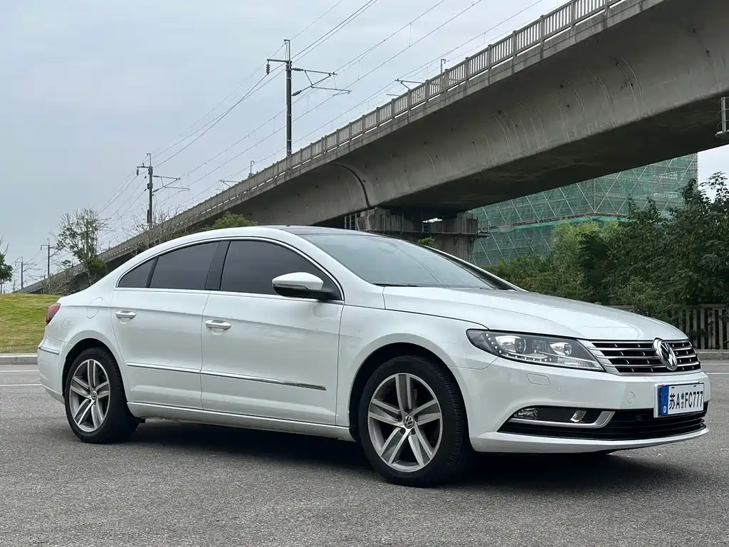Volkswagen CC — фото 3