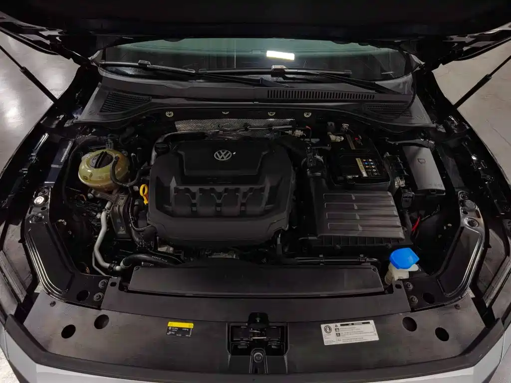 Volkswagen Passat — фото 7