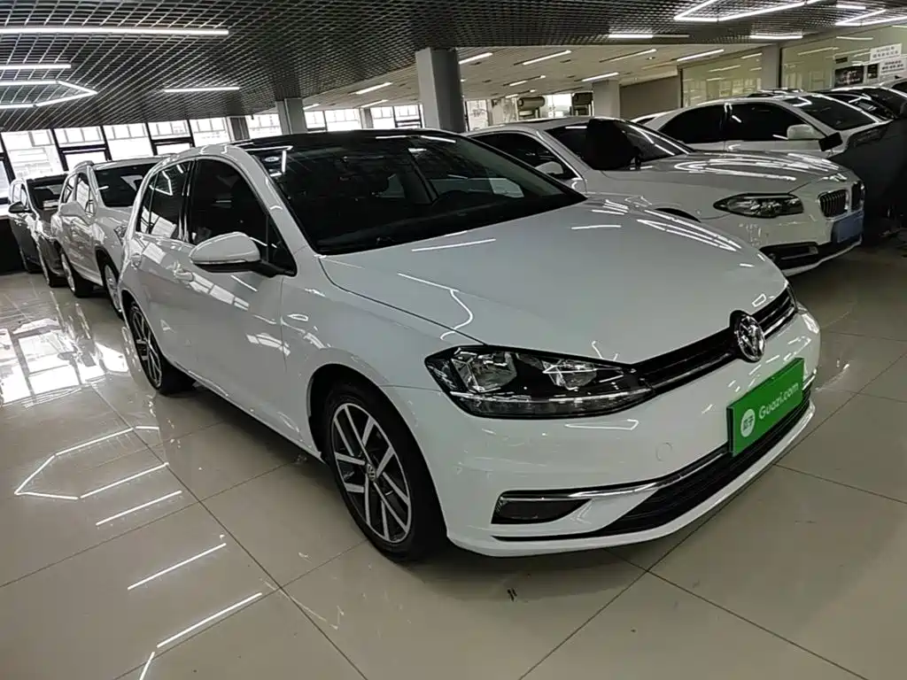 Volkswagen Golf — фото 4