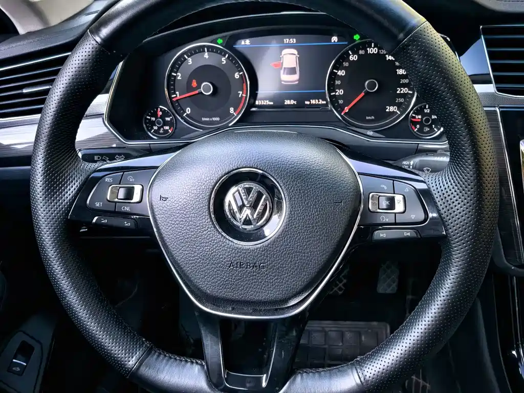 Volkswagen Phideon — фото 4