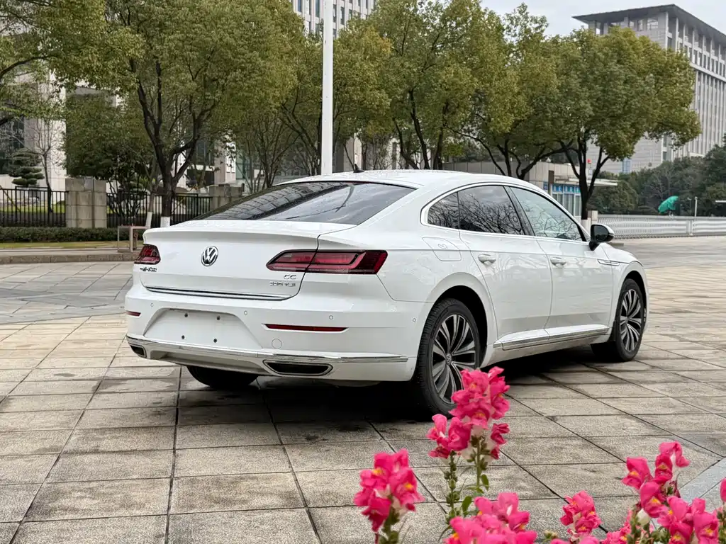 Volkswagen CC — фото 4