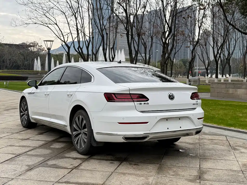 Volkswagen CC — фото 5