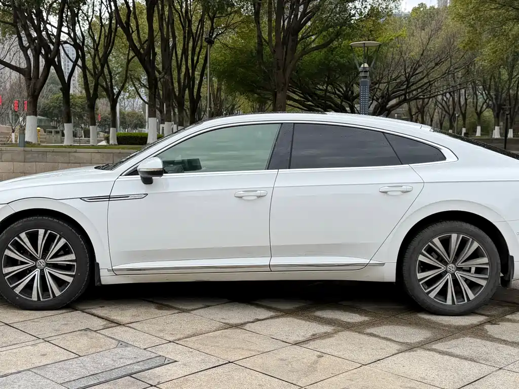 Volkswagen CC — фото 7