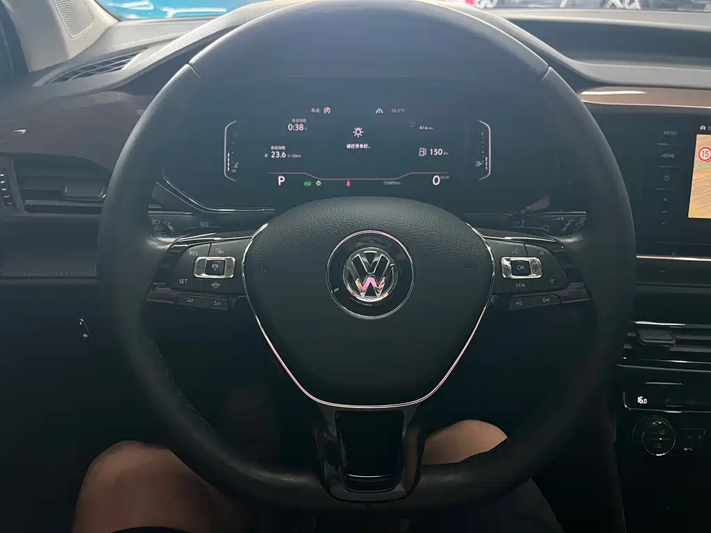 Volkswagen Tharu — фото 7