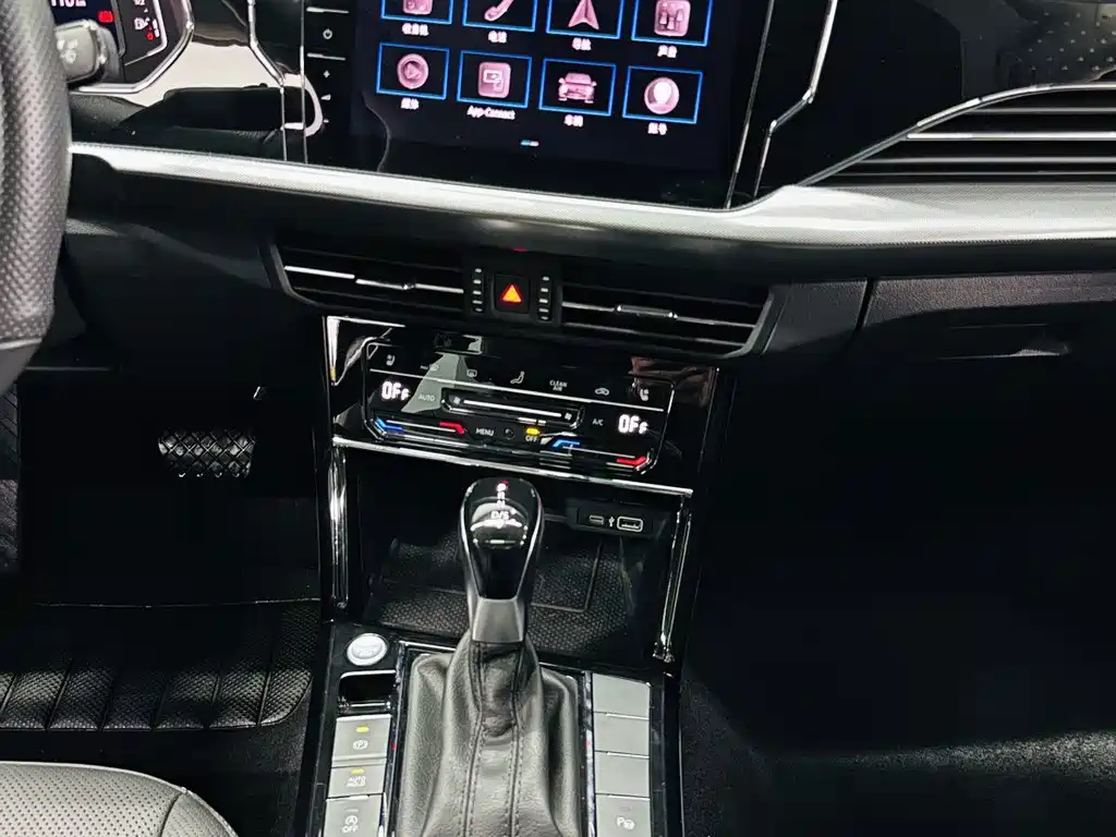 Volkswagen Passat — фото 4