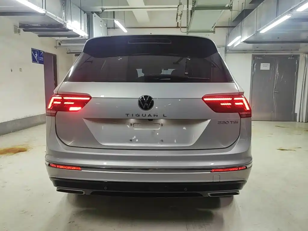 Volkswagen Tiguan L — фото 4